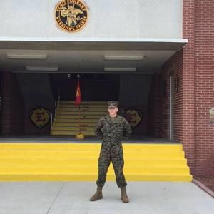 Meet your Posher, Max